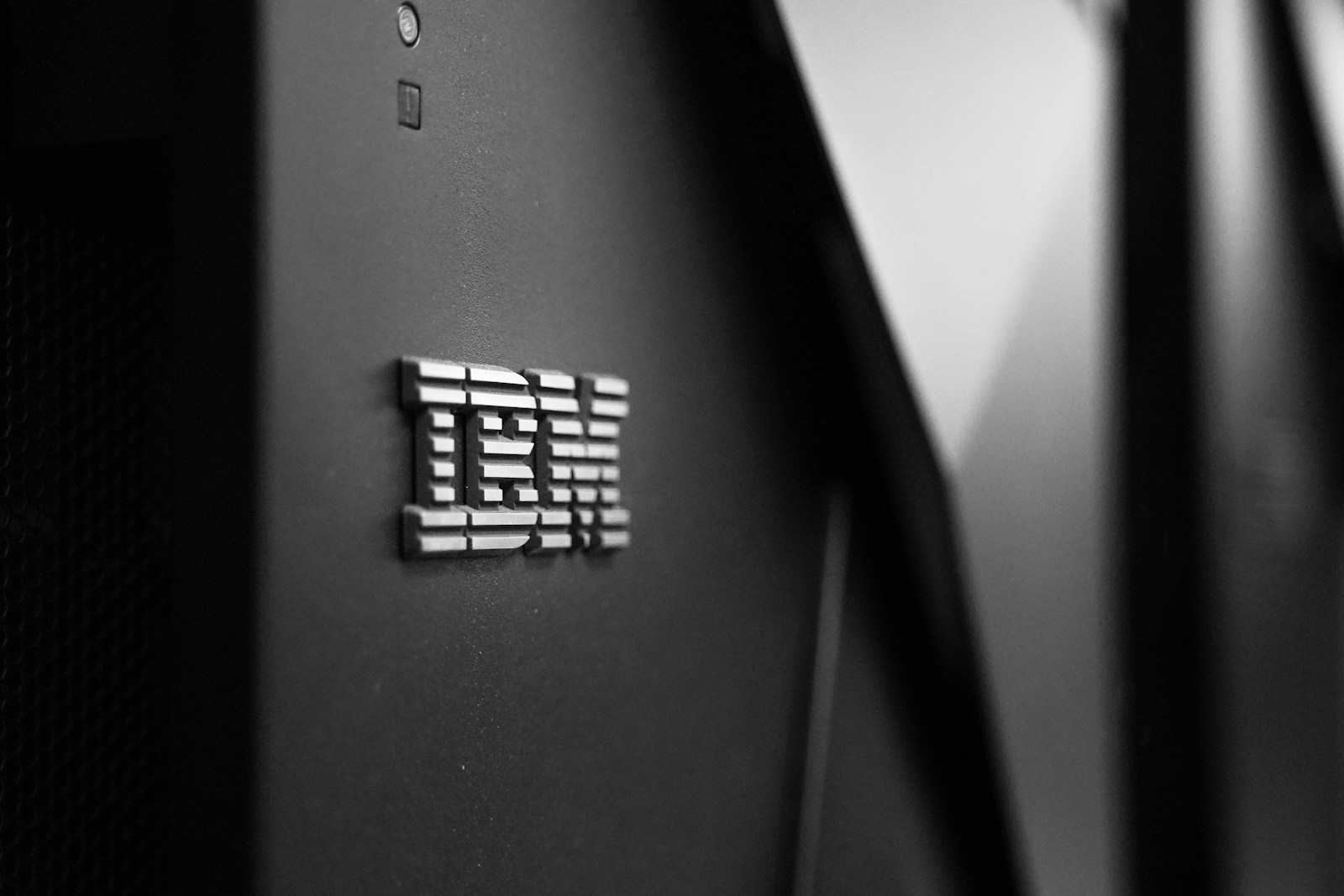 1733840257-3917-6061-lxb_photo0mXw-dvuLoklxb_photo-