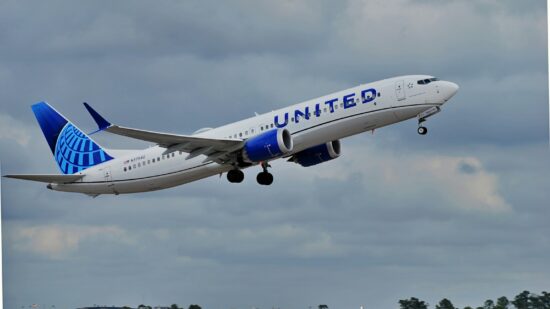 United 737-9 Max out of IAH